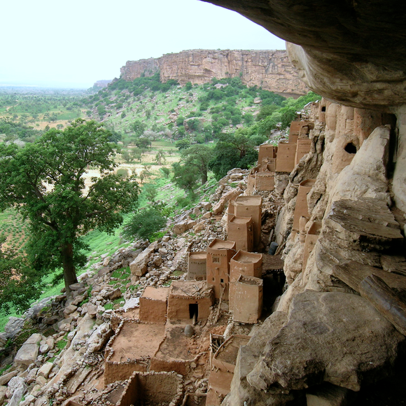 SIPRI Film on gold panning in Mali border regions